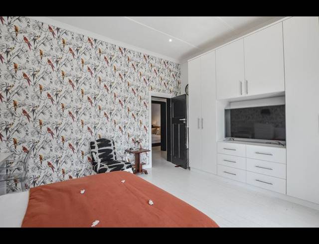 1 BEDROOM PROPERTY TO RENT IN BOSTON